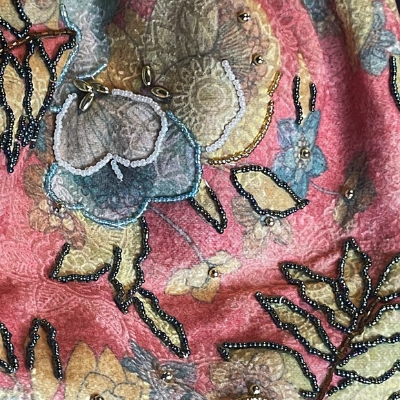 Leko London Handbag With Cinching Chain Handle. Beaded Floral Design - Picture 5 of 5